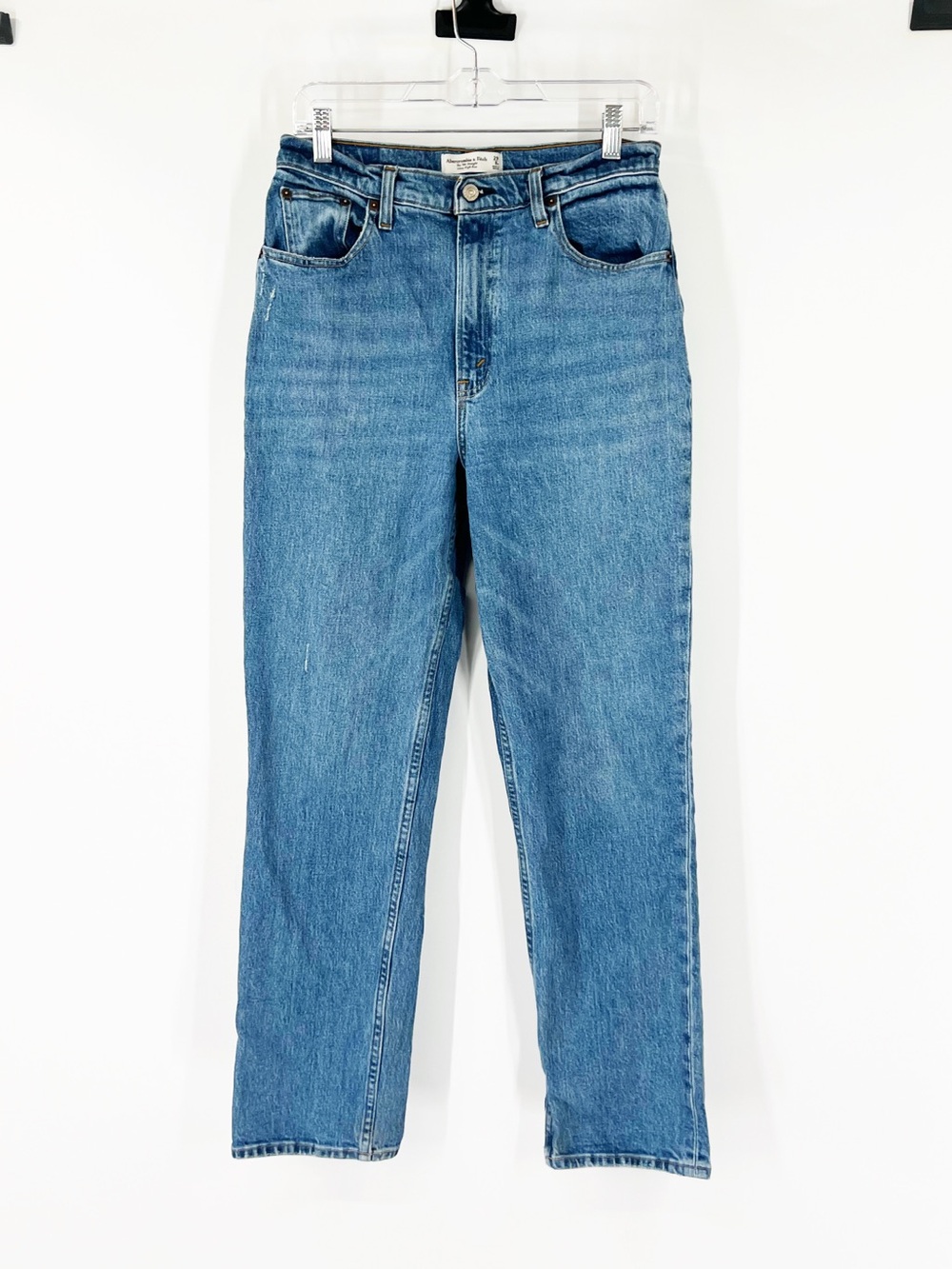 Abercrombie & Fitch The ‘90s Straight Jeans Ultra High Rise